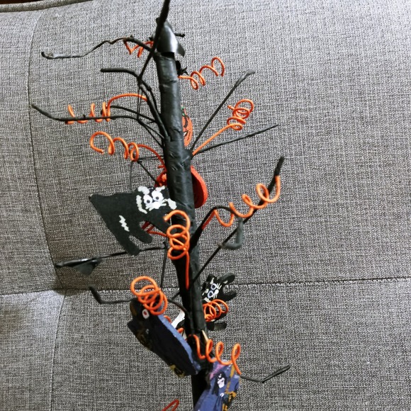 Vintage Creepy Halloween Skull Tree Jack o Lantern Witch Pumpkin Ghosts (shelf) - Picture 5 of 9